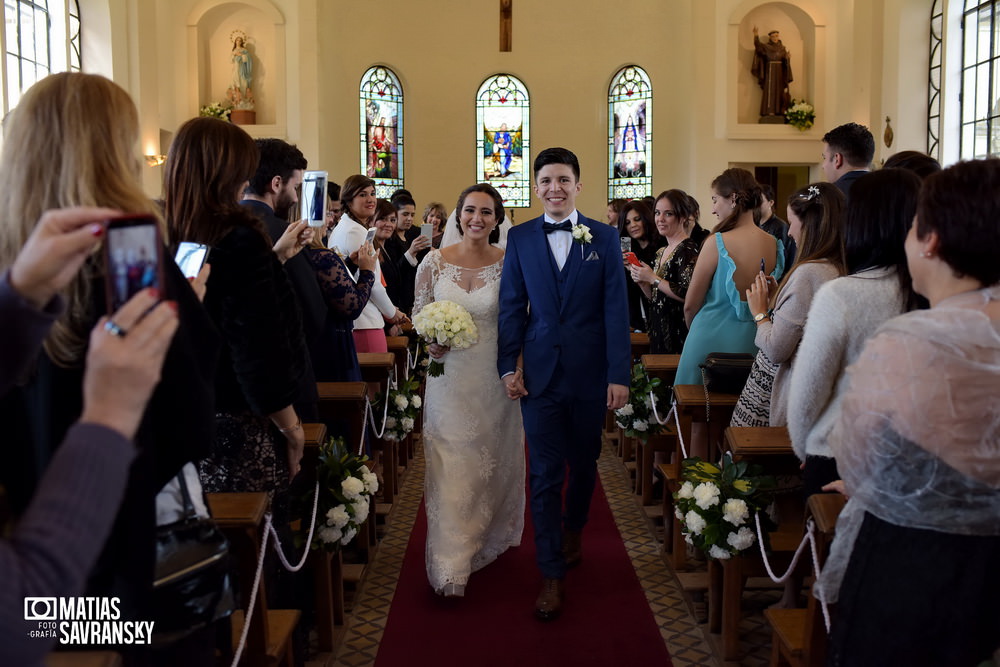 Foto casamiento Parroquia San Francisco Solano Bella Vista de Mailen y Sacha por Matias Savransky fotografo Buenos Aires