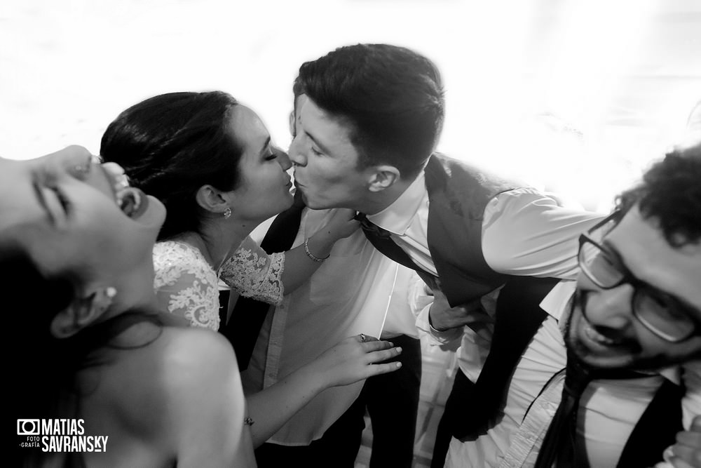 Foto casamiento en Pilar Palace de Mailen y Sacha por Matias Savransky fotografo Buenos Aires