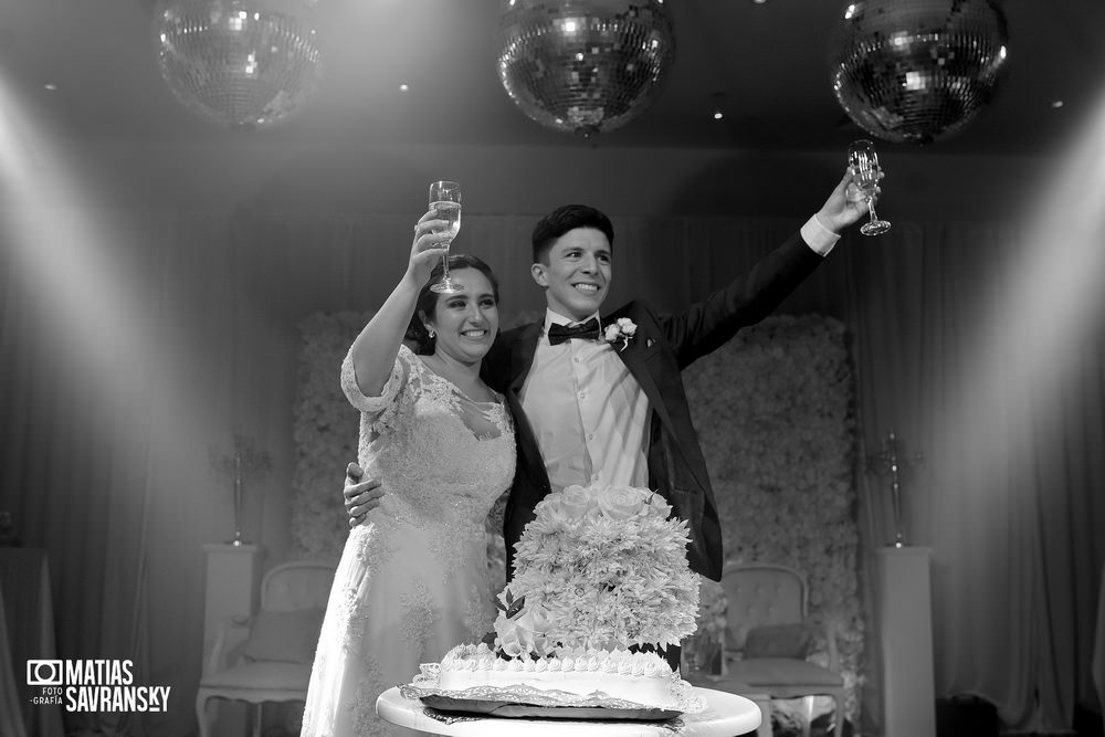 Foto casamiento en Pilar Palace de Mailen y Sacha por Matias Savransky fotografo Buenos Aires