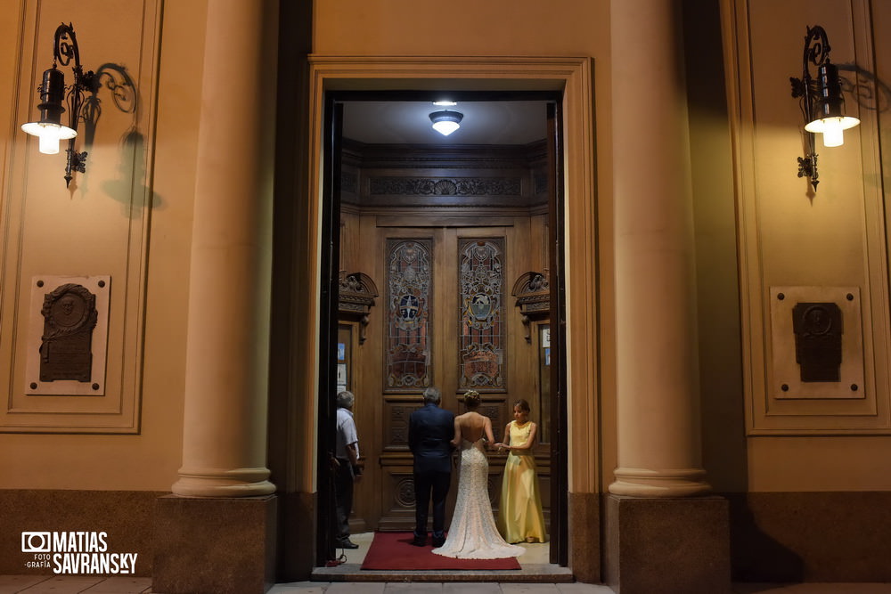 foto casamiento iglesia nuestra sra del socorro por matias savransky fotografo buenos aires