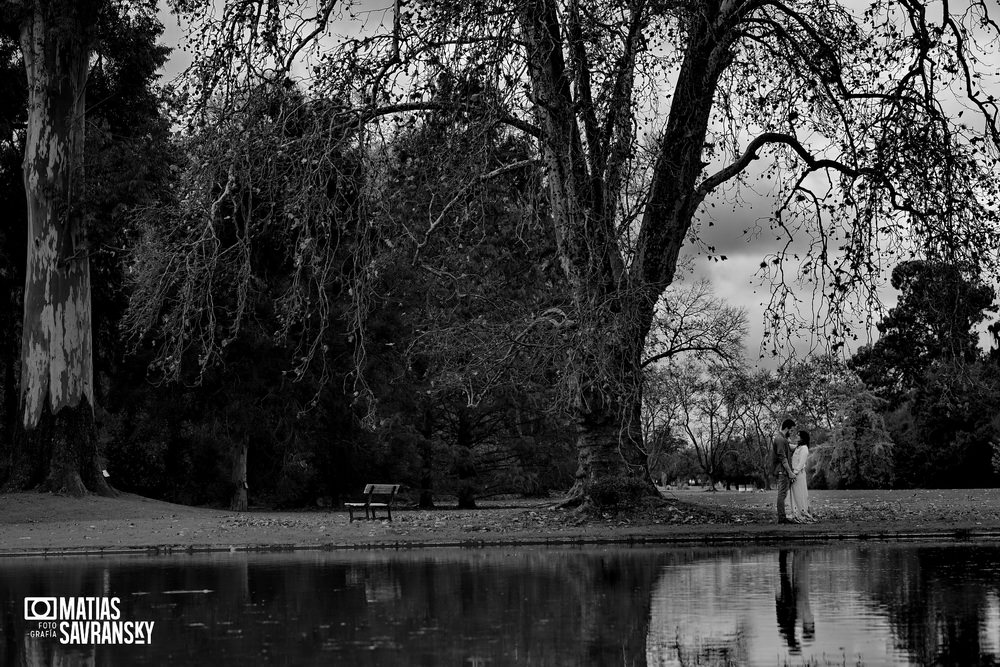 foto casamiento sesion pre boda en estancia villa maria por matias savransky fotografo buenos aires