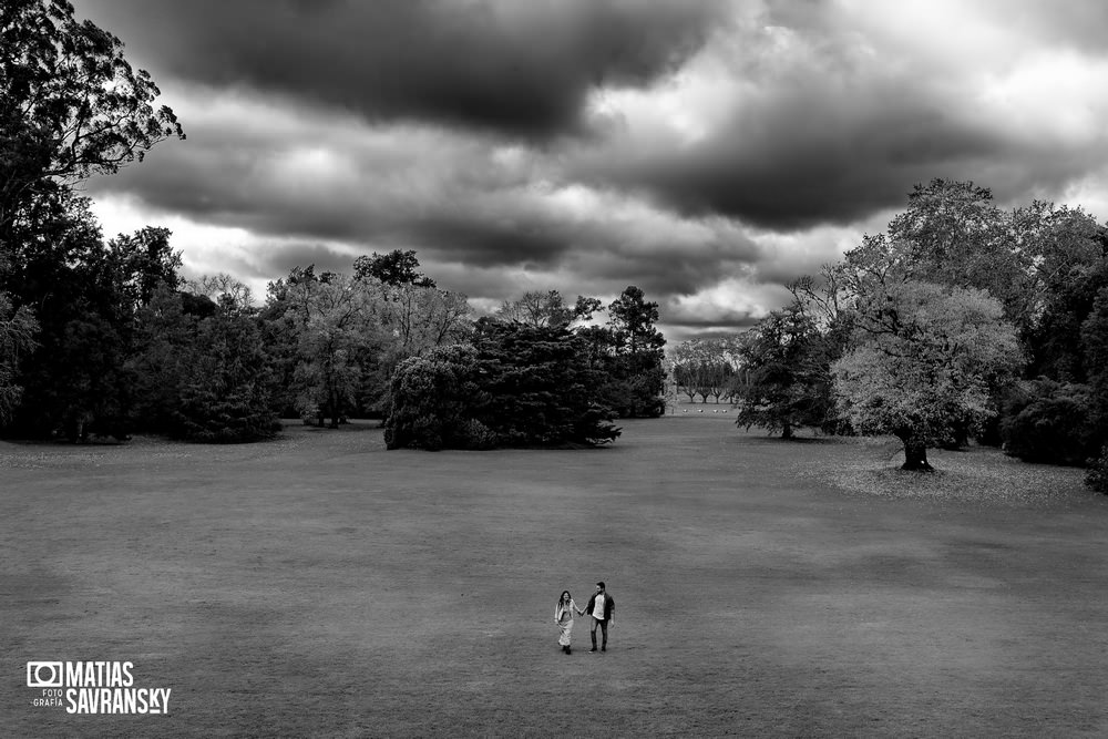 foto casamiento sesion pre boda en estancia villa maria por matias savransky fotografo buenos aires