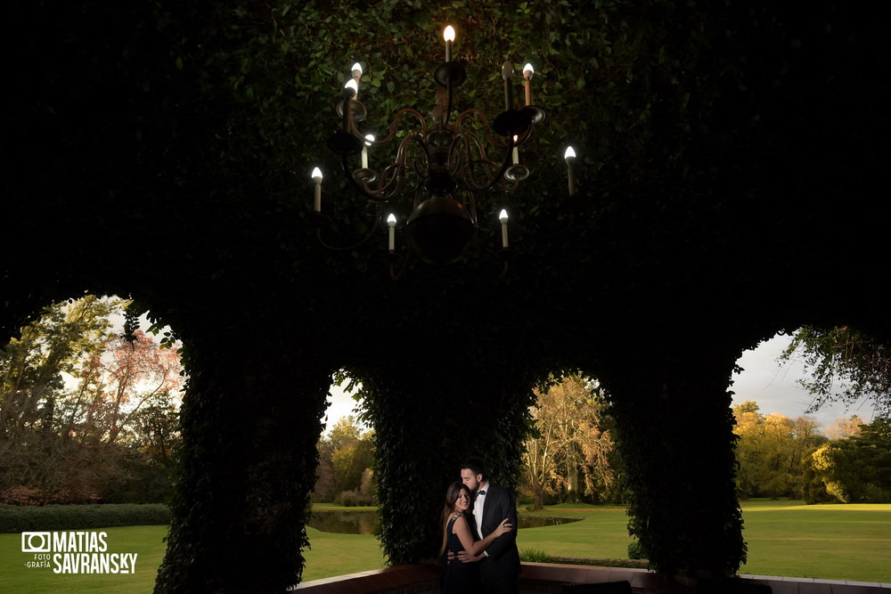 foto casamiento sesion pre boda en estancia villa maria por matias savransky fotografo buenos aires