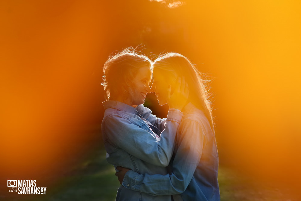 fotos sesion pre boda en villa grampa por matias savransky fotografo buenos aires