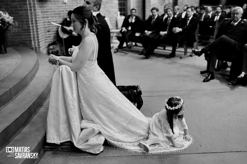 fotos boda capilla santa teresita por matias savransky fotografo buenos aires