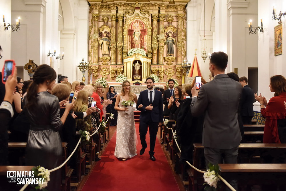 foto casamiento iglesia nuestra señora del pilar por matias savransky fotografo buenos aires