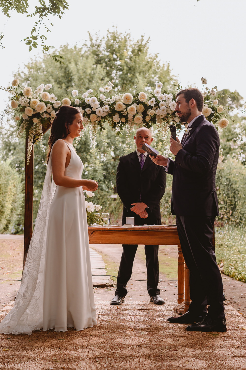 Foto de casamiento en Estancia Santa Elena de Lujan por Matias Savransky fotografo de Buenos Aires