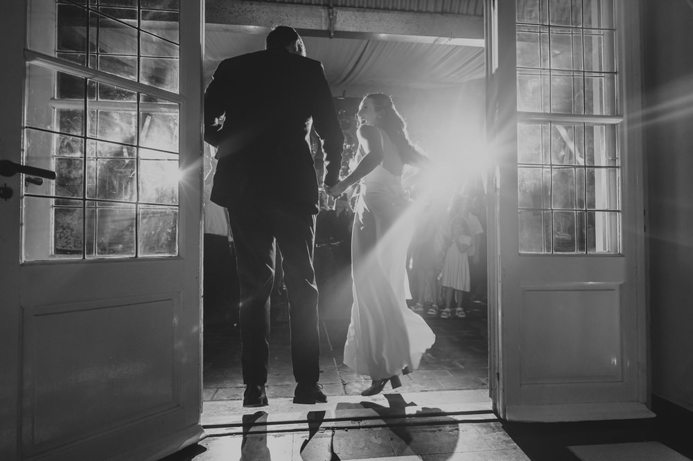 Foto de casamiento en Estancia Santa Elena de Lujan por Matias Savransky fotografo de Buenos Aires