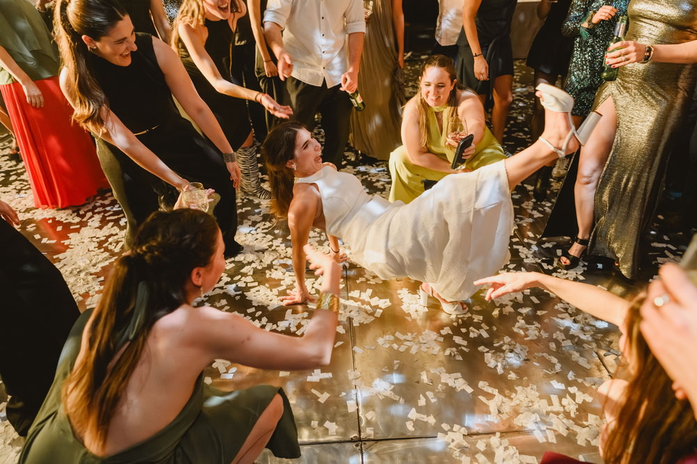 Foto de casamiento en el salon La Herencia por Matias Savransky fotografo de Buenos Aires